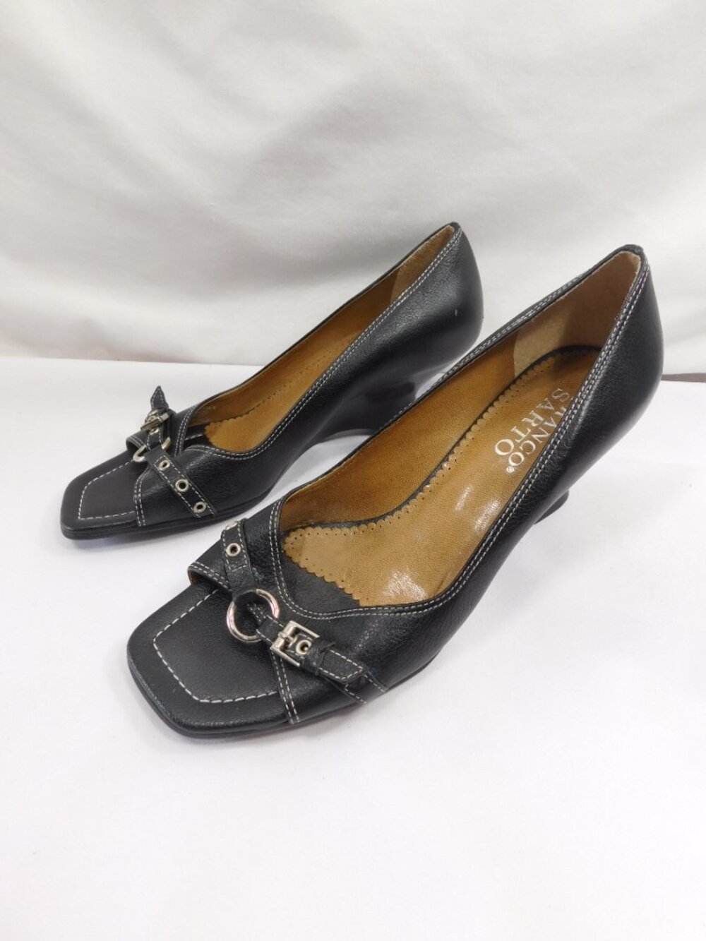 Ladies Franco Sarto Diva Low Heel Pumps